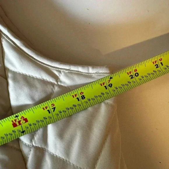 St. John’s Bay Quilted Vest - Picture 5 of 6